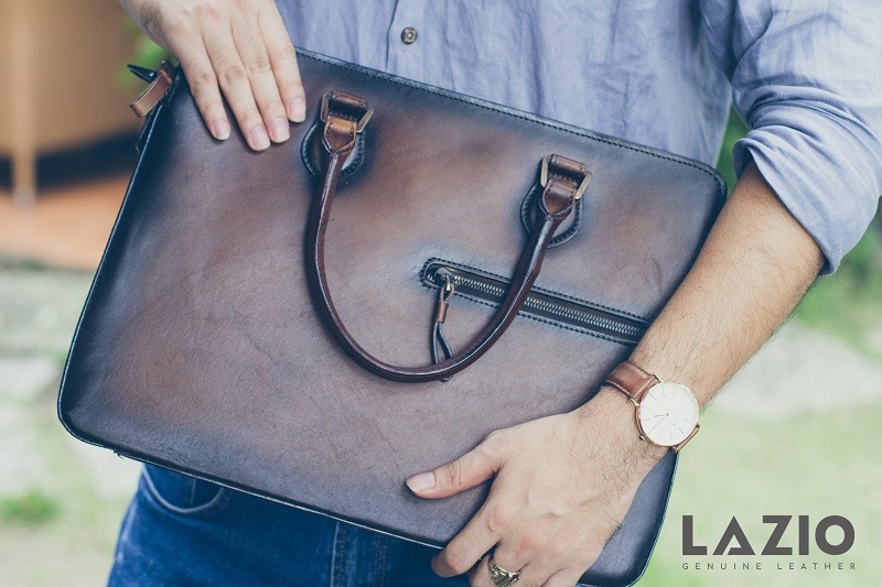 Những Yếu Tố Giúp Cặp Nam Da Bò Được Các Chàng Lựa Chọn - Đồ da Lazio Những Yếu Tố Giúp Cặp Nam Da Bò Được Các Chàng Lựa Chọn